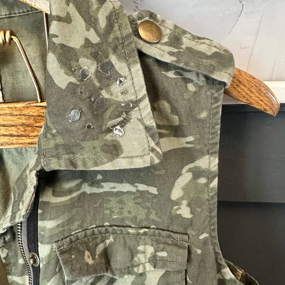 Decree Green Army Camo Utility Vest size L - Picture 6 of 13